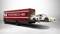 Historická zajímavost - dražba Porsche i převozového vozu
