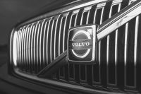 Volvo odhaluje koncepty nové V40 a XC40