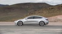 Tesla Model 3 vylepšuje své brzdy
