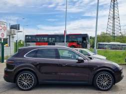 Porsche Cayenne 3,0i 250kw 1.majitel !