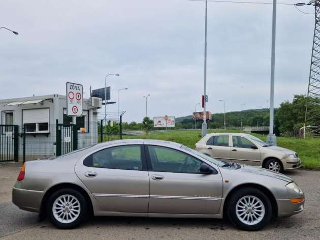 Chrysler 300M 