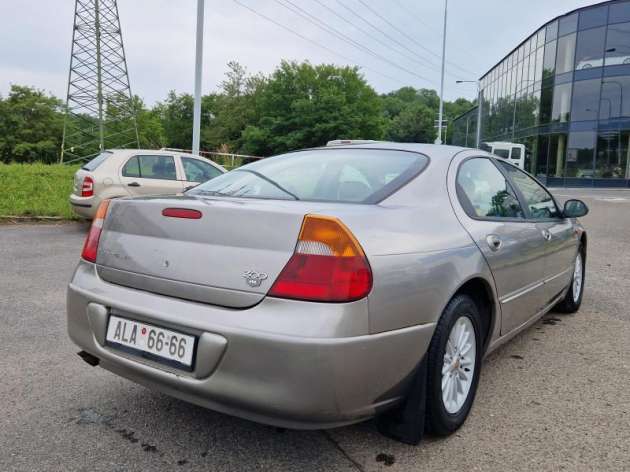 Chrysler 300M 