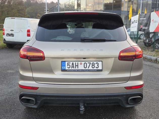 Porsche Cayenne 3,0D 193kw 1.majitel