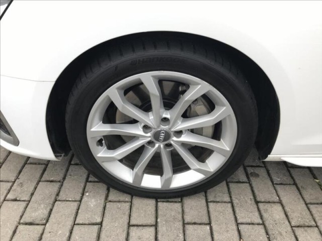 Audi A4 3,0   Avant 45 TDI QUATTRO S-L