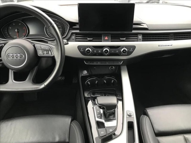 Audi A4 3,0   Avant 45 TDI QUATTRO S-L