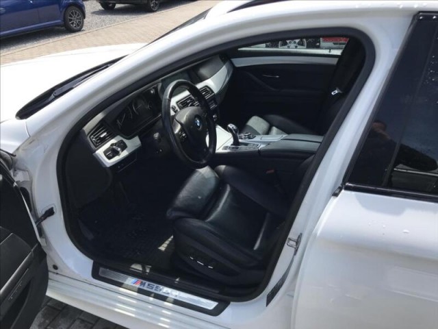 BMW Řada 5 3,0