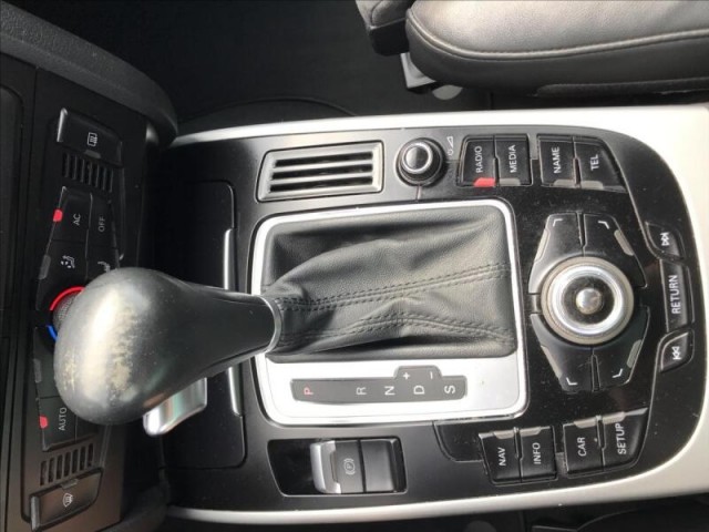 Audi A4 2,7