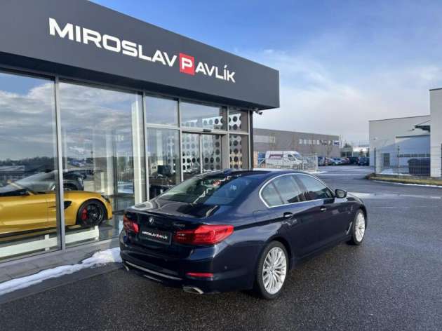 BMW Řada 5 5540i xDrive Luxury Line
