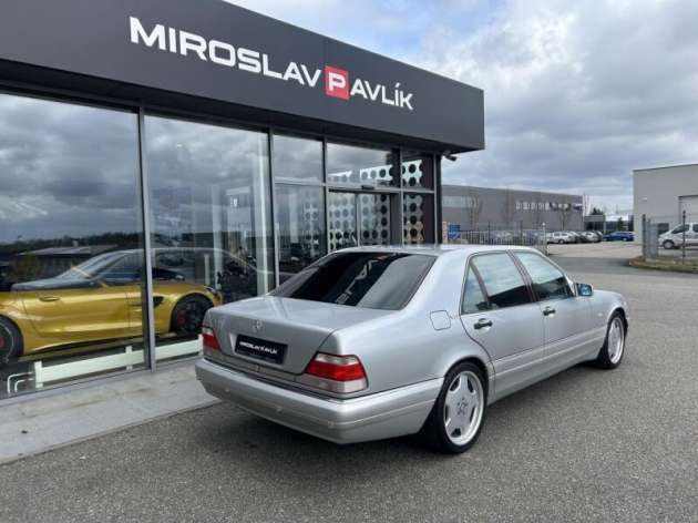 Mercedes-Benz Třídy S S 600 L V12