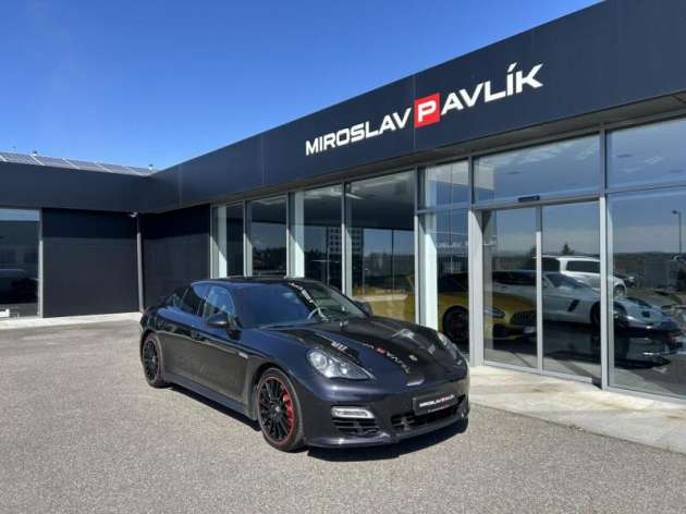 Porsche Panamera GTS