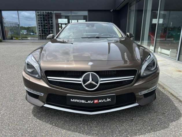 Mercedes-Benz SL 63 AMG Roadster