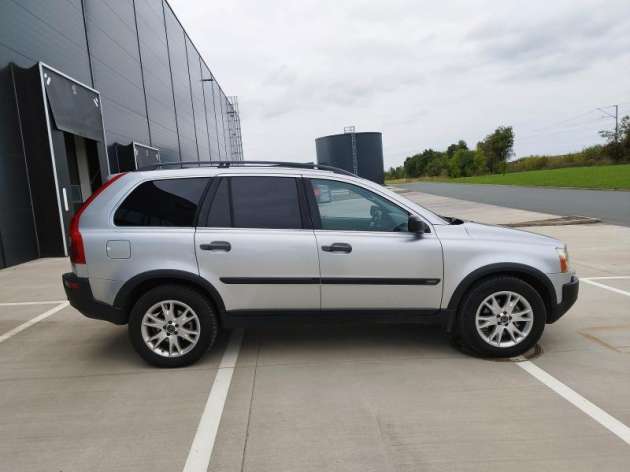 Volvo XC90 2.4D D5-AWD,volat- 608 081 843