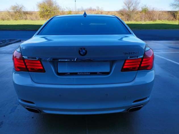 BMW Řada 7 4.0D,X-DRIVE-volat 608 081 843