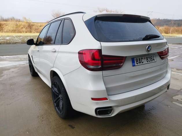BMW X5 4.0D,M-PACKETvolat 608 081 843