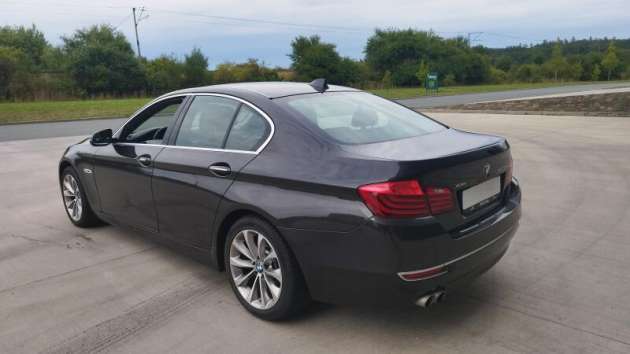 BMW Řada 5 520d,X-drive,volat-608 081 843