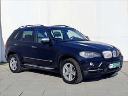 BMW X5 3,0 d 4x4 7míst,Kůže,Tempomat