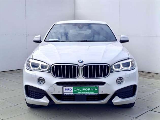 BMW X6 4,0 d M X-drive kamera ČR 1Maj