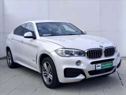 BMW X6 4,0 d M X-drive kamera ČR 1Maj