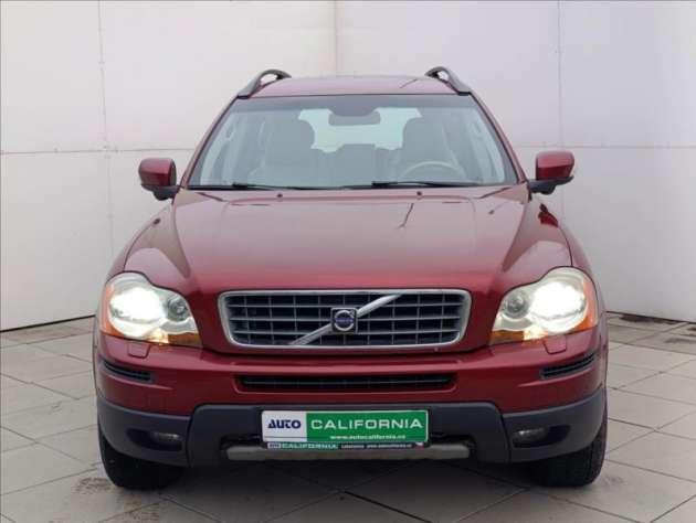Volvo XC90 2,4 D5 AWD Automat Kůže Xenon