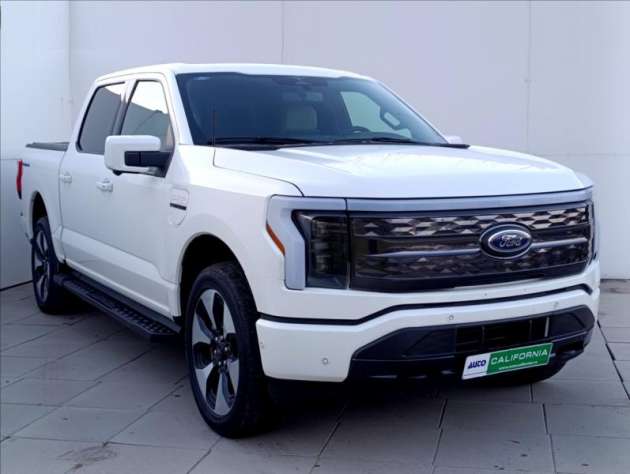 Ford F-150 Ligtning Platinum,KAMERA