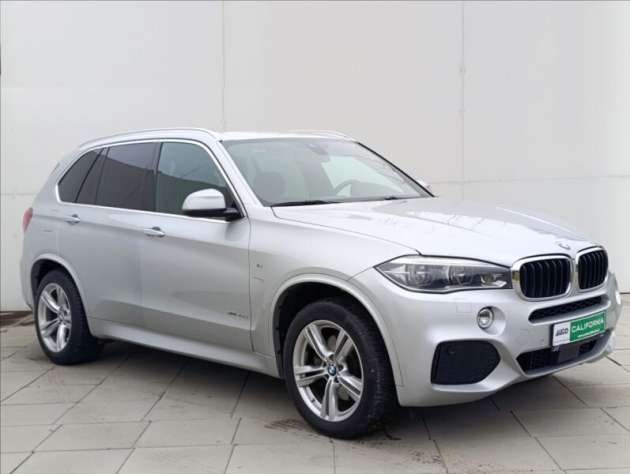 BMW X5 3,0 d X -drive Kamera Navi ČR