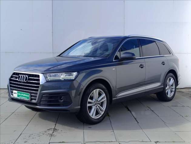 Audi Q7 3,0 TFSi S-Line 7míst Kamera