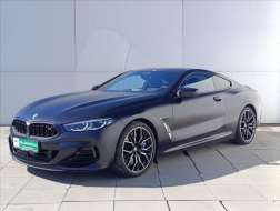 BMW Řada 8 4,4 M850i  XDrive ČR Carbon