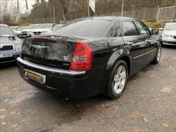 Chrysler 300C 2,7 L V6