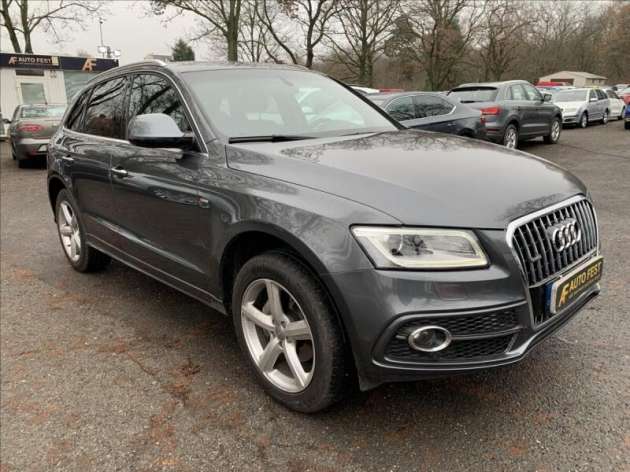 Audi Q5 2,0 TDI QUATTRO SLINE ČR,1.MAJ