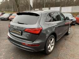 Audi Q5 2,0 TDI QUATTRO SLINE ČR,1.MAJ
