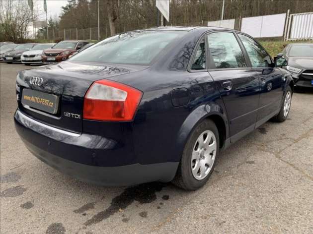 Audi A4 1,9 TDI ČR,SERVISNÍ KNÍŽKA