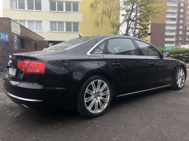 Audi A8 L 3,0TDi MAX. VÝBAVA!!!