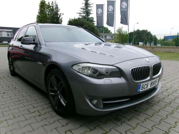 BMW Řada 5 520d combi