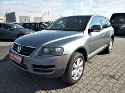 Volkswagen Touareg 3,0 TDi AUTOMAT 4x4* BI-XENON*