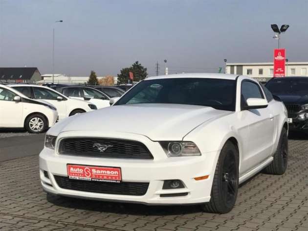 Ford Mustang 3,6 V6 227 kW *AUTOMAT*