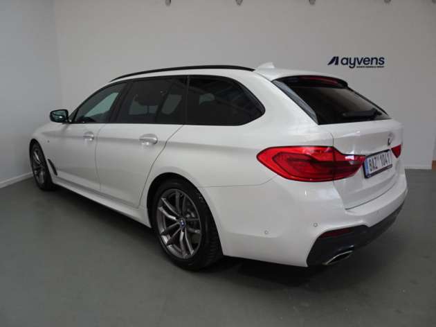 BMW Řada 5 530d xDrive Touring