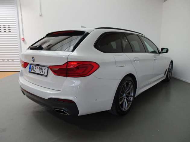 BMW Řada 5 530d xDrive Touring