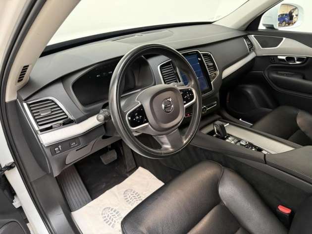 Volvo XC90 B5 AWD diesel Momentum Pro Aut