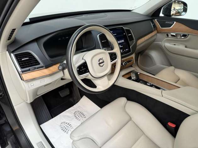 Volvo XC90 B5 AWD diesel Momentum Pro Aut