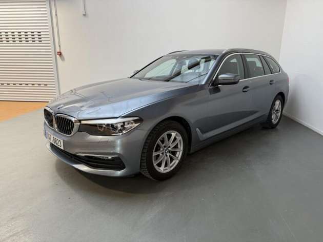 BMW Řada 5 2.0 520d Touring
