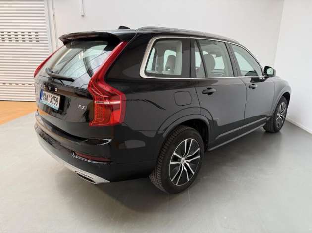Volvo XC90 B5 AWD Momentum Pro Auto