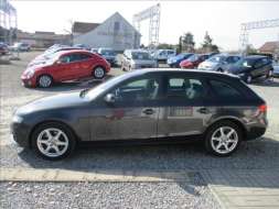 Audi A4 Avant 2,0 TDi, aut. klimatizac