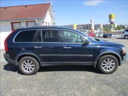 Volvo XC90 2,4 D5,4x4,automat,tažné,klima