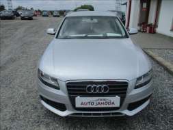 Audi A4 Avant 2,0 TDI, digiklima,servi