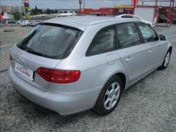 Audi A4 Avant 2,0 TDI, digiklima,servi
