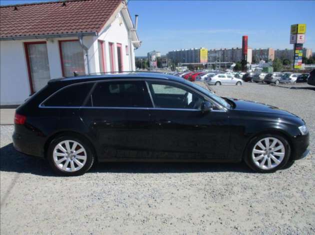 Audi A4 Avant 2,0 TDI, quattro, servis
