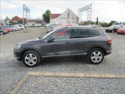 Volkswagen Touareg 3,0 TDI, DSG,servis,el.tažné