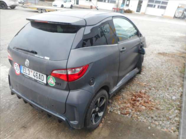 Audi Coupé 0,0 GTi POŠKOZENÝ PŘEDEK