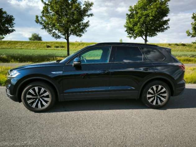 Volkswagen Touareg 3,0TDI VZDUCH KŮŽE HUD TAŽNÉ
