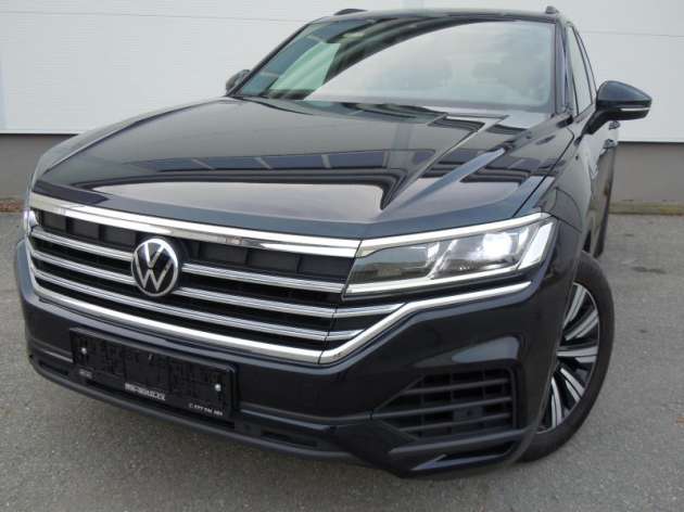 Volkswagen Touareg 3,0TDI VZDUCH KŮŽE HUD TAŽNÉ